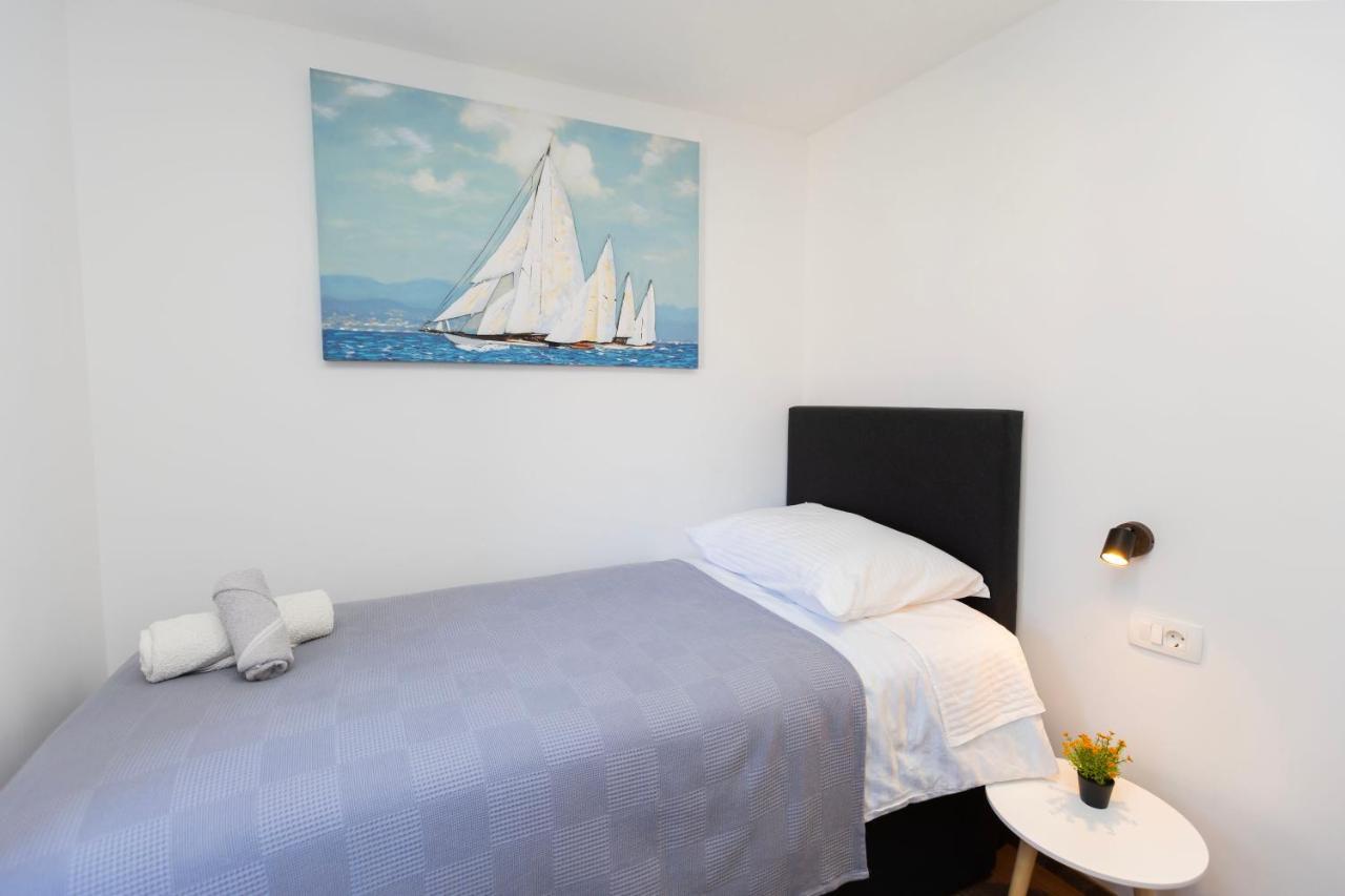 Modern Cozy Apartment Bonnie In Center Of Split. Kültér fotó